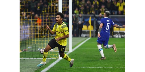 Chelseas 10. Sieg in Folge gegen Borussia Dortmund